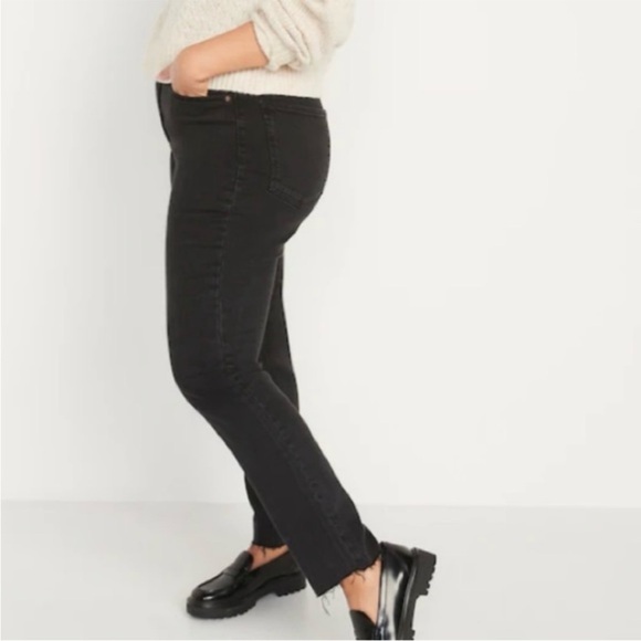 Old Navy Denim - Old Navy • NWT High Rise Curvy OG Straight Jean Secret‎ Smooth Pocket 18 Raw Hem